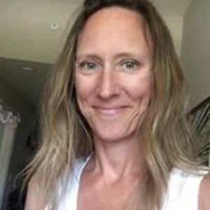 Jennifer Linton's avatar