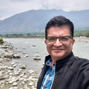 Vivek Jaggi's avatar